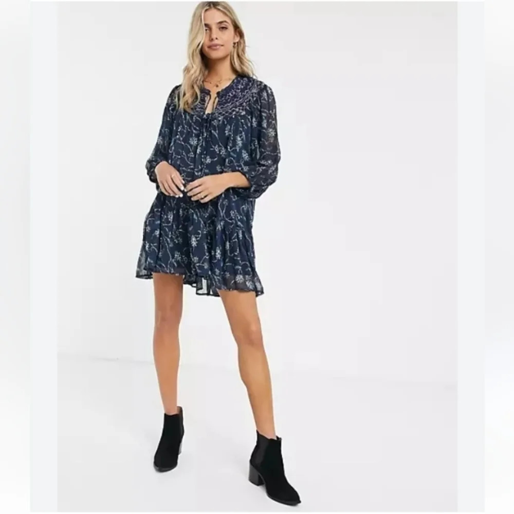 Free People Keeping Up With Cara Smocked Tunic Top/ Dress Size XS - Picture 2 of 11
